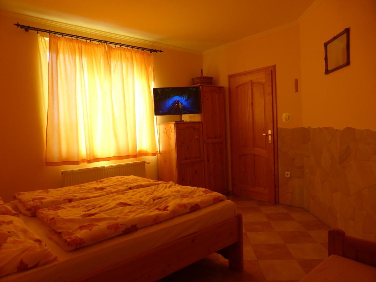 Napfeny Apartman Es Vendeghaz Egerszalók Εξωτερικό φωτογραφία