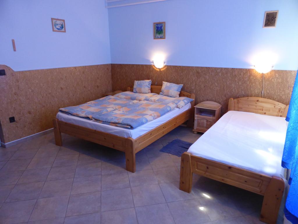 Napfeny Apartman Es Vendeghaz Egerszalók Εξωτερικό φωτογραφία