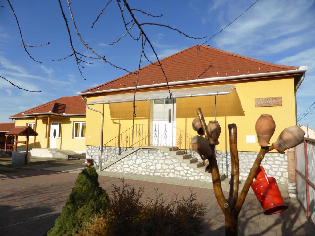 Napfeny Apartman Es Vendeghaz Egerszalók Εξωτερικό φωτογραφία